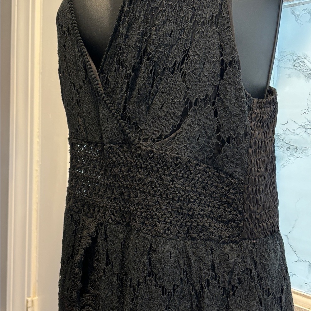 Romper With Lace Colored Black Gently Worn Light weight NWOTS Summer Spring - Picture 4 of 6